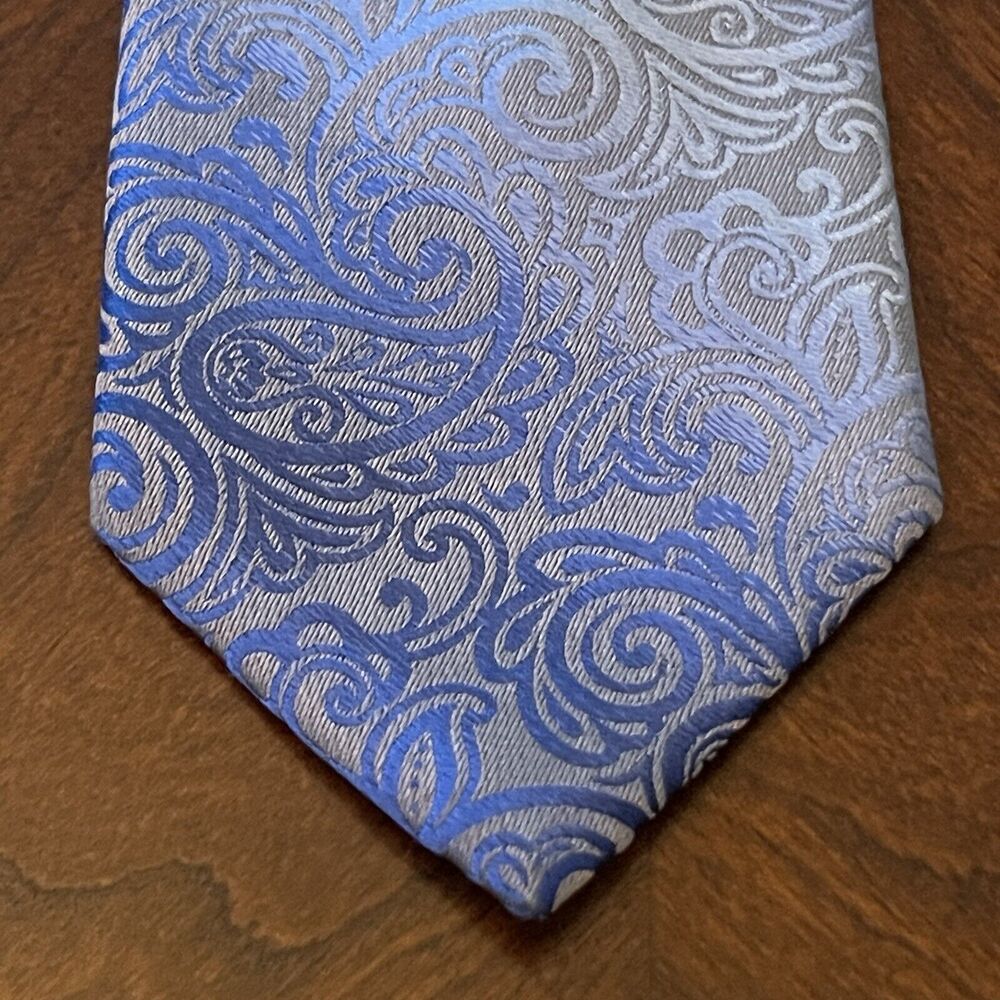 J. Ferrar Blue Gray Hand Made 100% Polyester Men’s Neck Tie Made In China